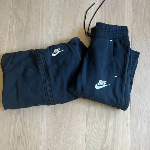 Nike joggedress