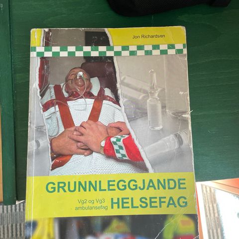 Grunnleggende helsefag