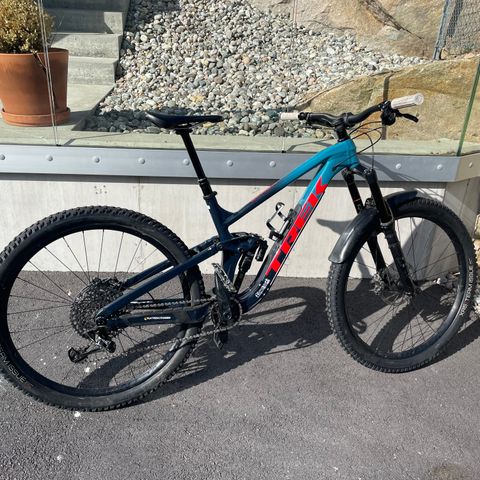 Trek Slash 8 Gen 5, 2021