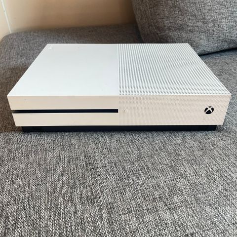 XBOX ONE 1 TB