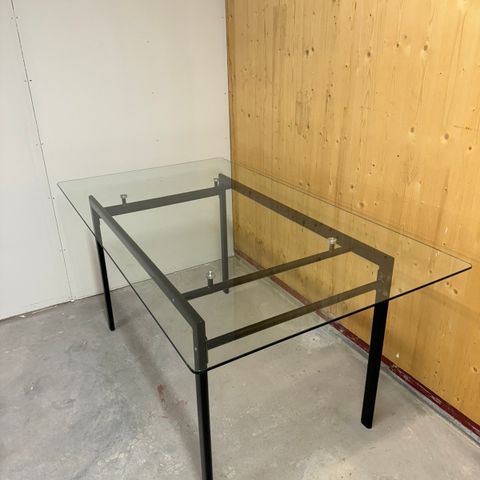 Glassbord til utendørs og innendørs bruk