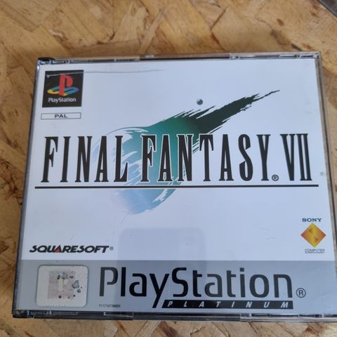 Strøkent PS1 Final Fantasy 7 VII med FF8 Preview Disc