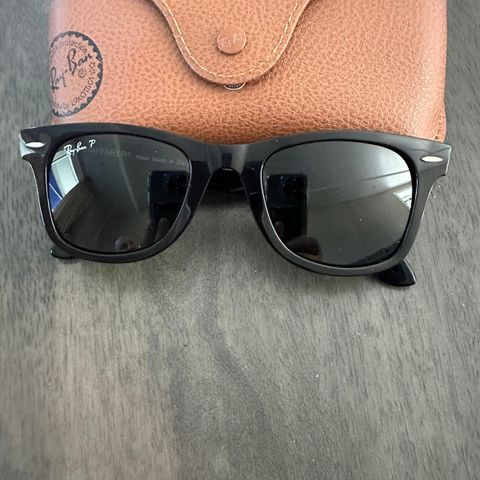 RAY-BAN Wayfarer Polarisert