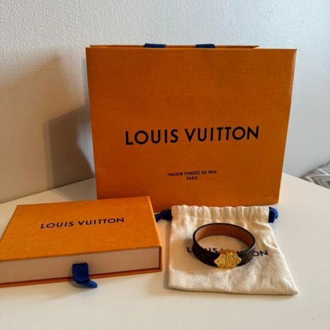 Louis Vuitton Nano Monogram armbånd