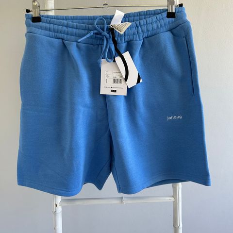 Sweat shorts i pen blåfarge fra Johaug