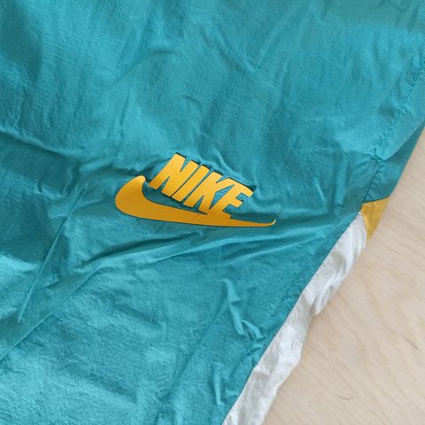 Retro Nike joggebukser. Str L.