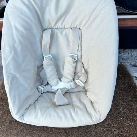 Stokke newbornseat med lekestang