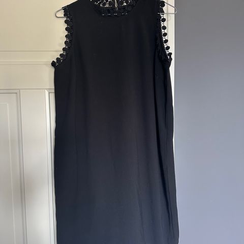 Lekker sort kjole fra Pieszak
