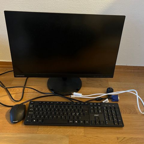 Lite brukt pc-skjerm + tilbehør