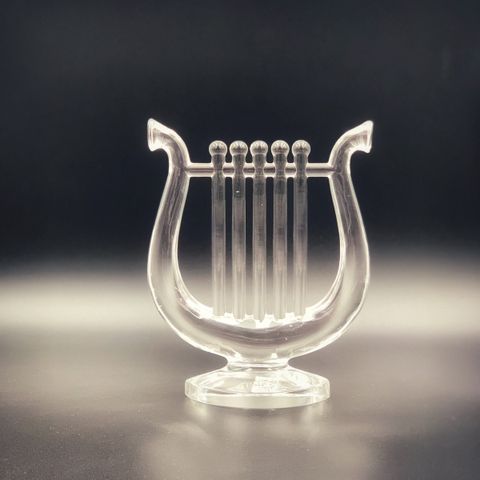 Hadeland glass lyre