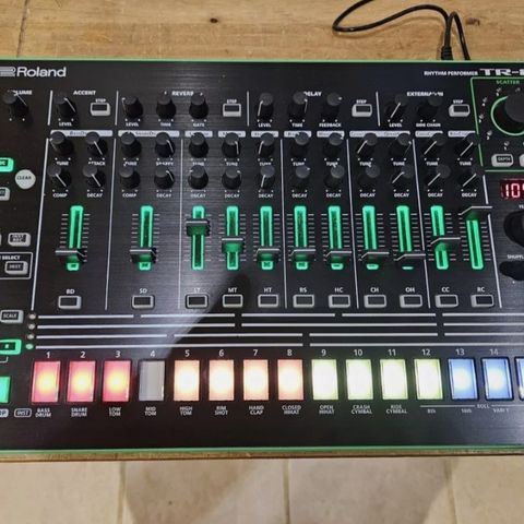 Roland tr8