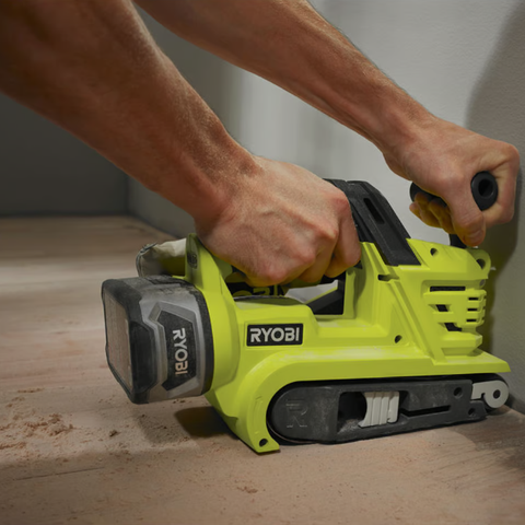 UTLEIE Ryobi ONE+ Båndsliper (Prismatch!)