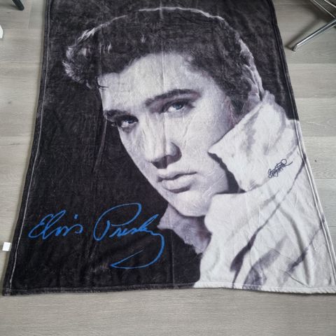 Elvis Presley fleecepledd 125x160 cm 💙