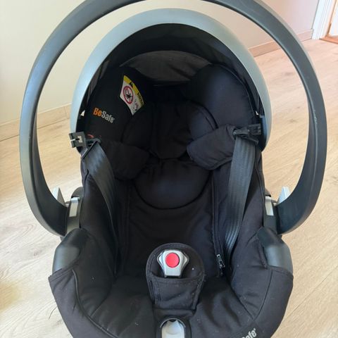 Besafe bilstol med base og isofix