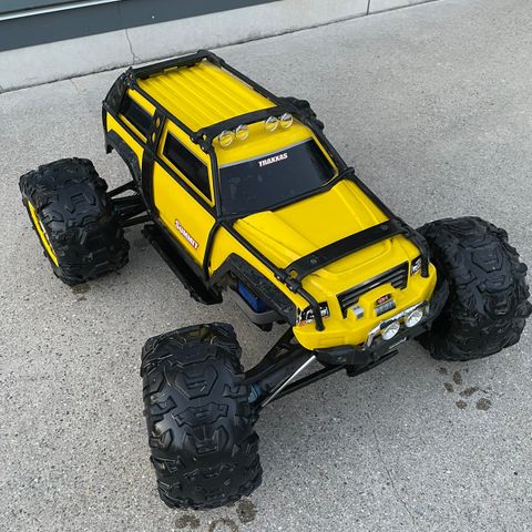 Traxxas Summit gul - model 5607