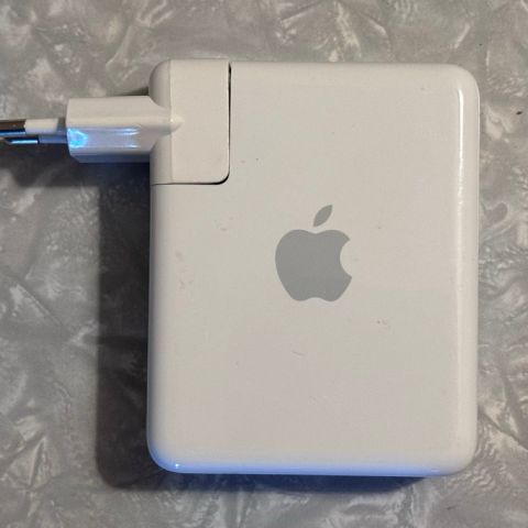 Apple Airport Express Base Station A1088 1st. Generation 2005