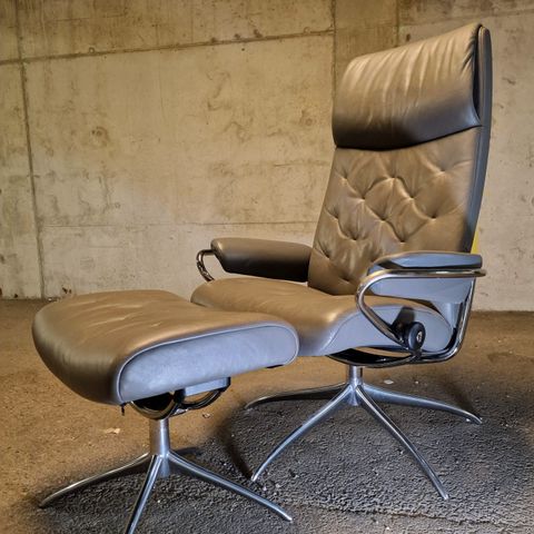 Ekornes Stressless lenestol Metro med fotstøtte