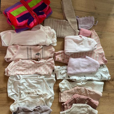 Babyklær til jente 50-62