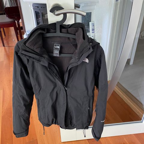 The North Face  str S ( foret jakke/vinter jakke)