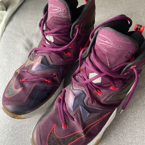 Nike LeBron 13 basketballsko US size 9