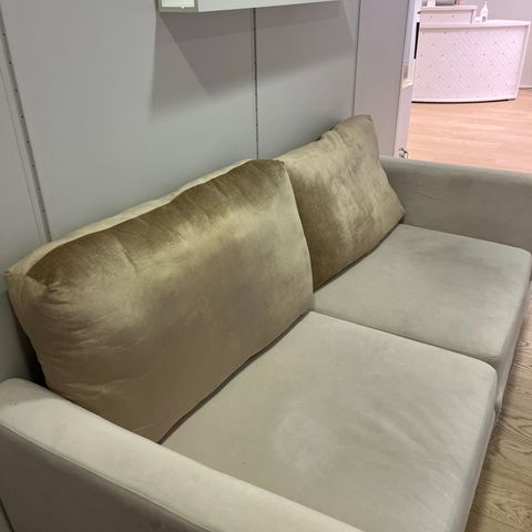 Elegant 2/3 seter sofa