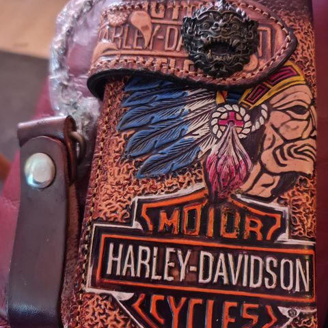 Harley Davidson skinnlommmebok m kjetting (ny)