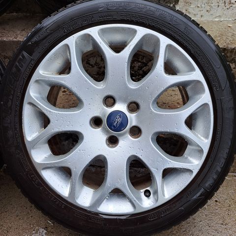 Hjul til Ford Volvo R 17"