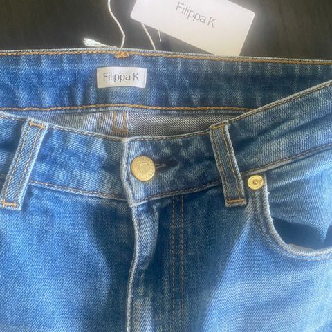 Filippa K Jeans - str 29/32 - brukt én gang