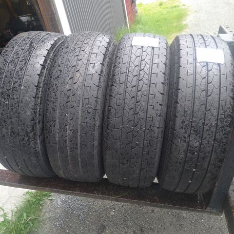 Dekk 4 stk Brigdestone Duravis P 660 225/65 R 16 C