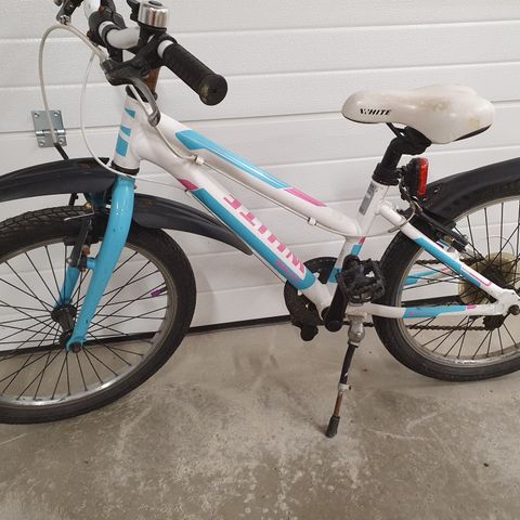 White MTB Lite 20