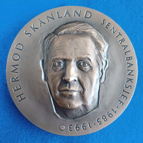 Medalje Hermod Skånland - Sentralbanksjef