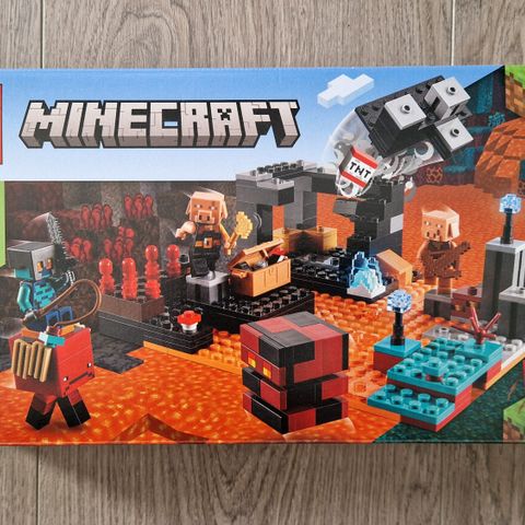 Lego Minecraft 21185 - the Nether Bastion