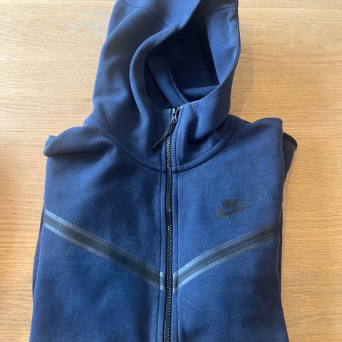 Nike Tech Fleece str M