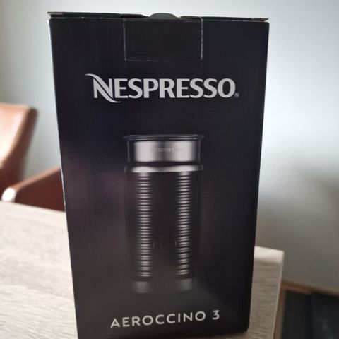 Nespresso Melkeskummer