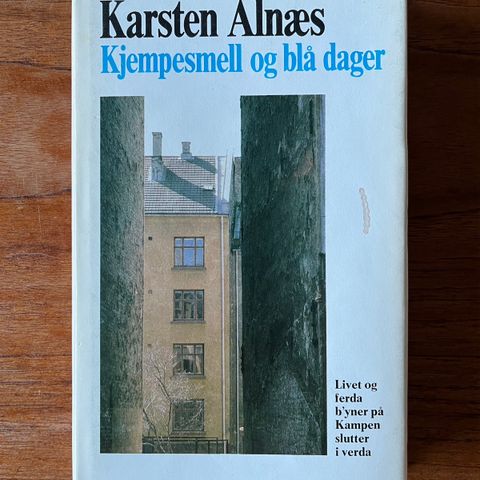 Kjempesmell og blå dager - Karsten Alnæs