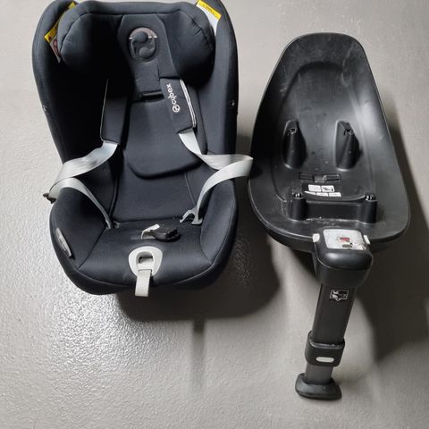 Cybex Sirona M2 i-Size bilsete med base for isofix