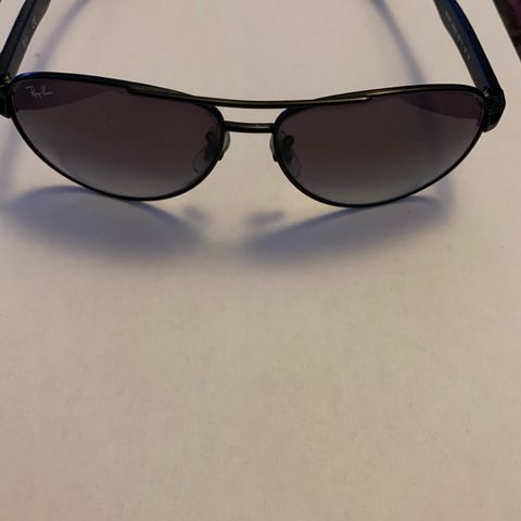 Strøkene Ray Ban solbriller