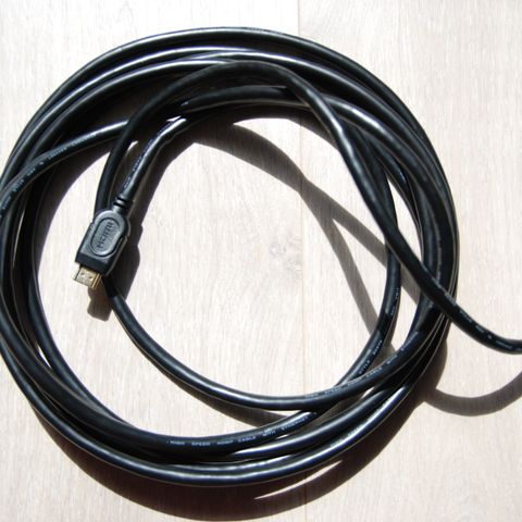 HDMI-kabel med ethernet, 5m