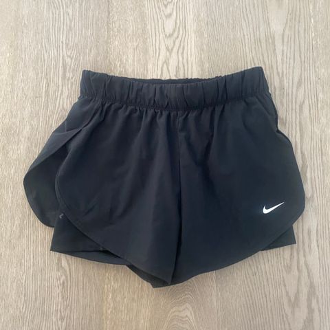 Nike løpeshorts - str s