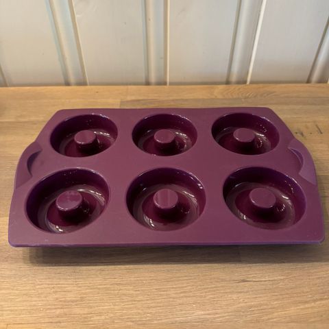 Donut Tupperware silikon.