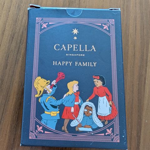 Capella Happy Family kort spill fra Singapore