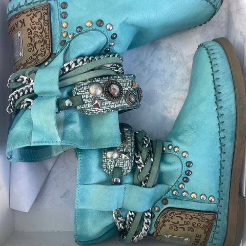 Turkise Karma of Charme Boots ny pris 2900,-