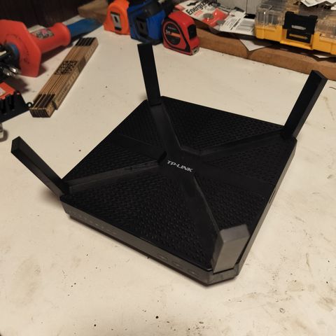 Kraftig gaming router selges