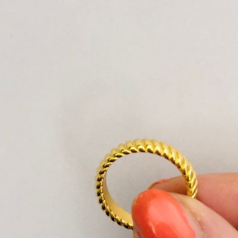 Camilla Harket ring, demo, m/l