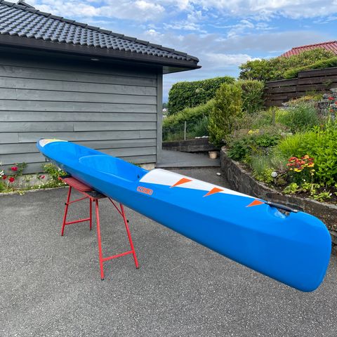 Kajakk Nelo 600 surfski