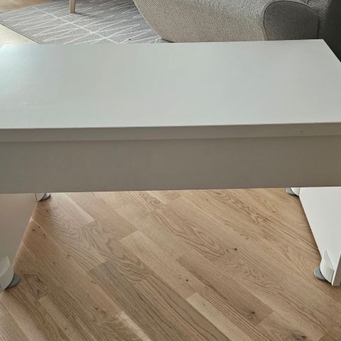 Ikea-bord gis bort