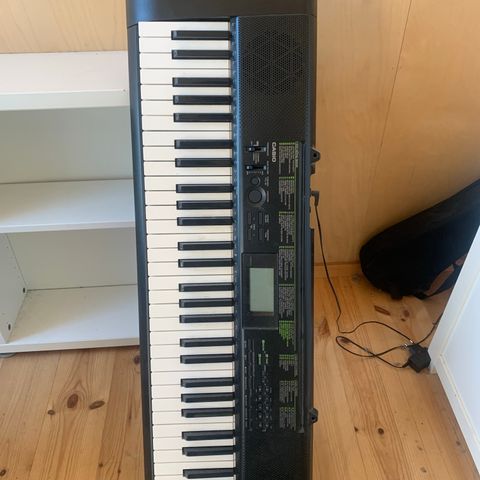 Elektrisk piano casio m rytme tunes og song bank