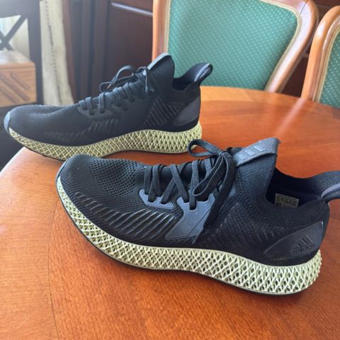 Adidas alphaedge 4D