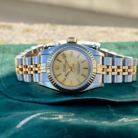 Rolex Oyster Perpetual 67193 i svært god stand (24mm)