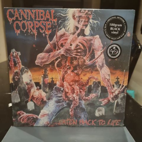 Cannibal corpse  ☆ Eaten back to life ☆